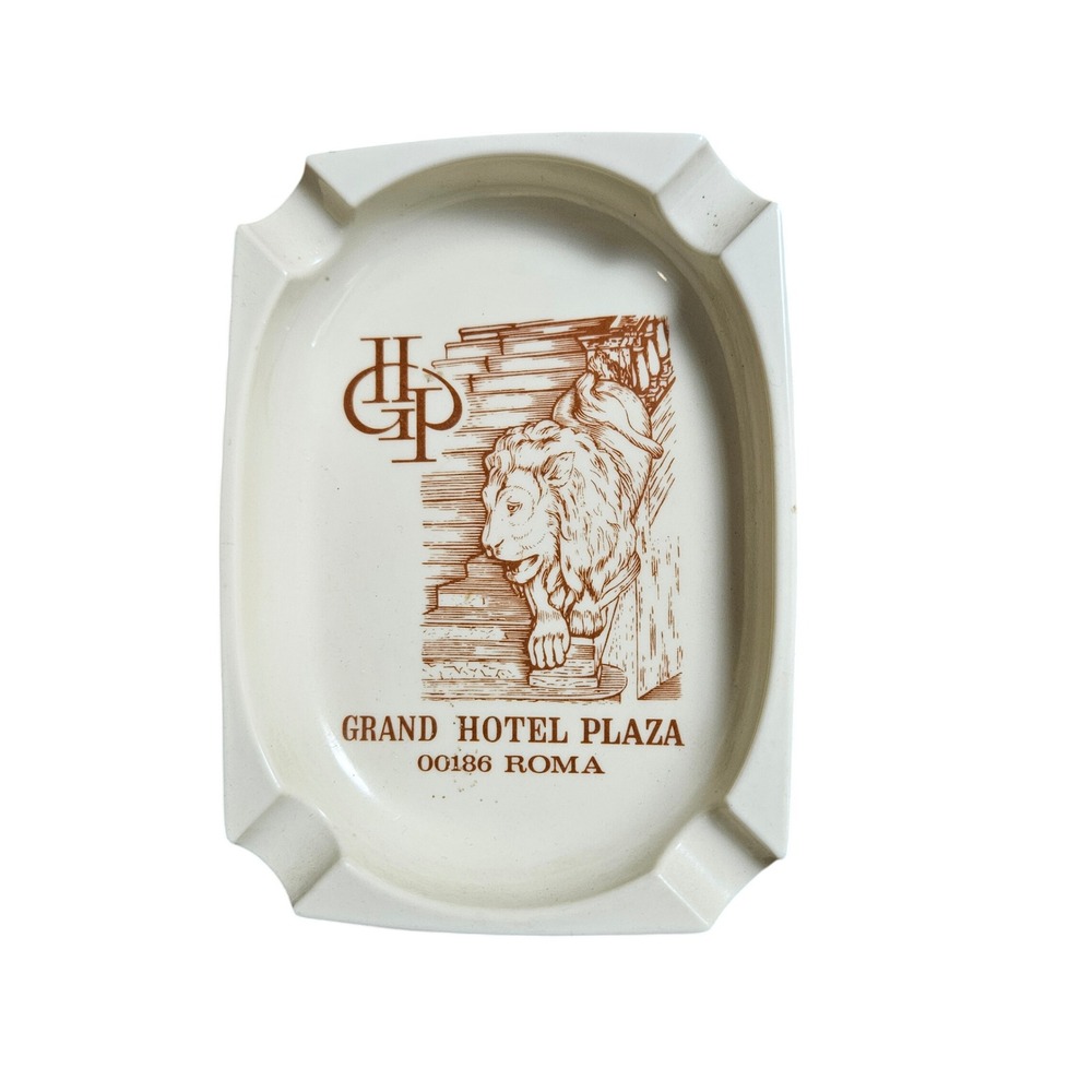 Vintage Mebel Grand Hotel Plaza Rome Italy Melamine Ashtray Lion Collectible